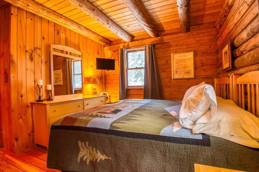 Family-Focused & Pet-Friendly Log Cabin With 4Br 2Ba Sleeps 10 Бетлегем Екстер'єр фото
